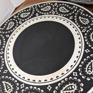 Chic Black and White Paisley Dinner Plate